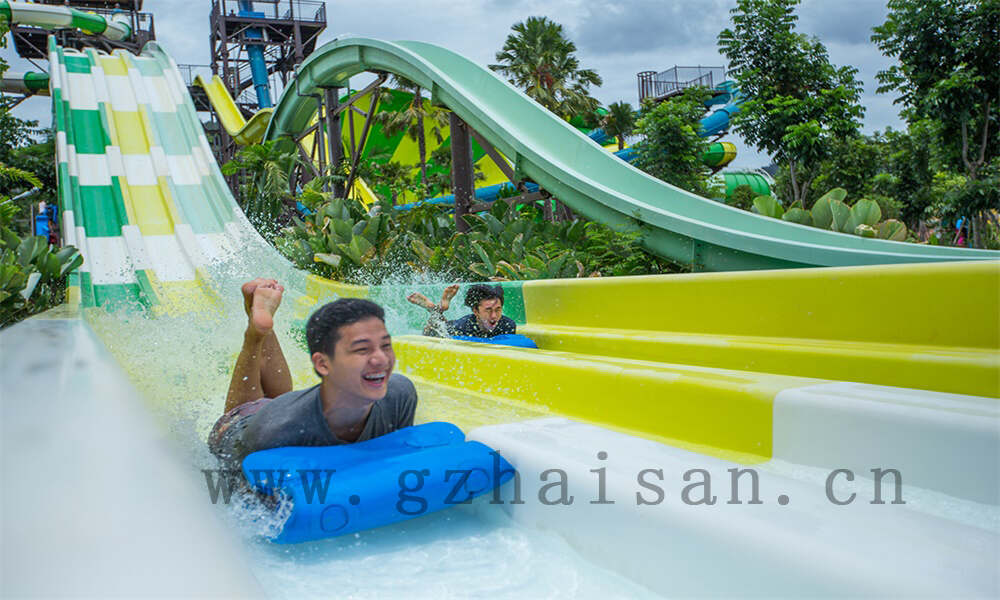 水上乐园管理中如何优化园区的疏散和应急方案？