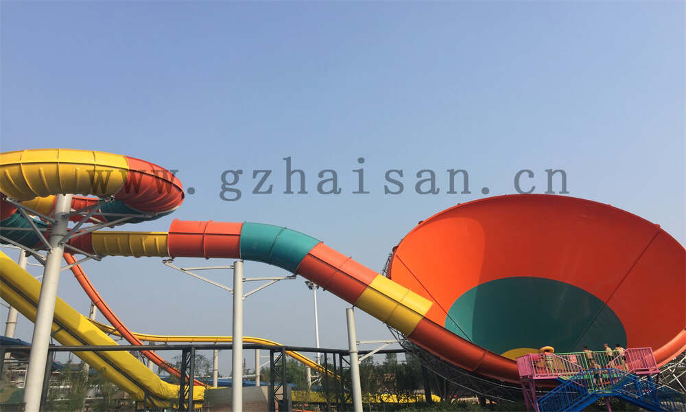 定制水上乐园设备，为您的乐园提供最佳解决方案